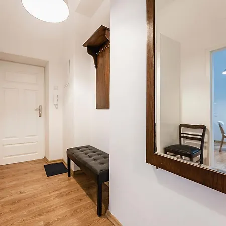 Polonia Апартаменты *